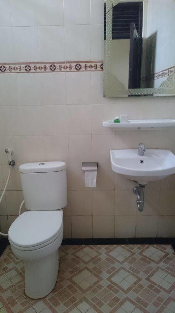 Septia Hotel Yogyakarta Exterior foto